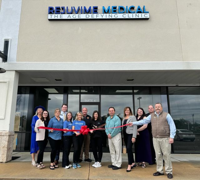 Hello D’Iberville!👋

Huge thank you to the Chamber of Commerce for welcoming us into the community! 💙

Mississippi, we are ready to serve YOU! 

#Rejuvime #Mississippi #chamberofcommerce #ribboncutting #hormones #HRT #TRT #hormonereplacement #testosterone #menopause #andropause #weightloss #Semaglutide